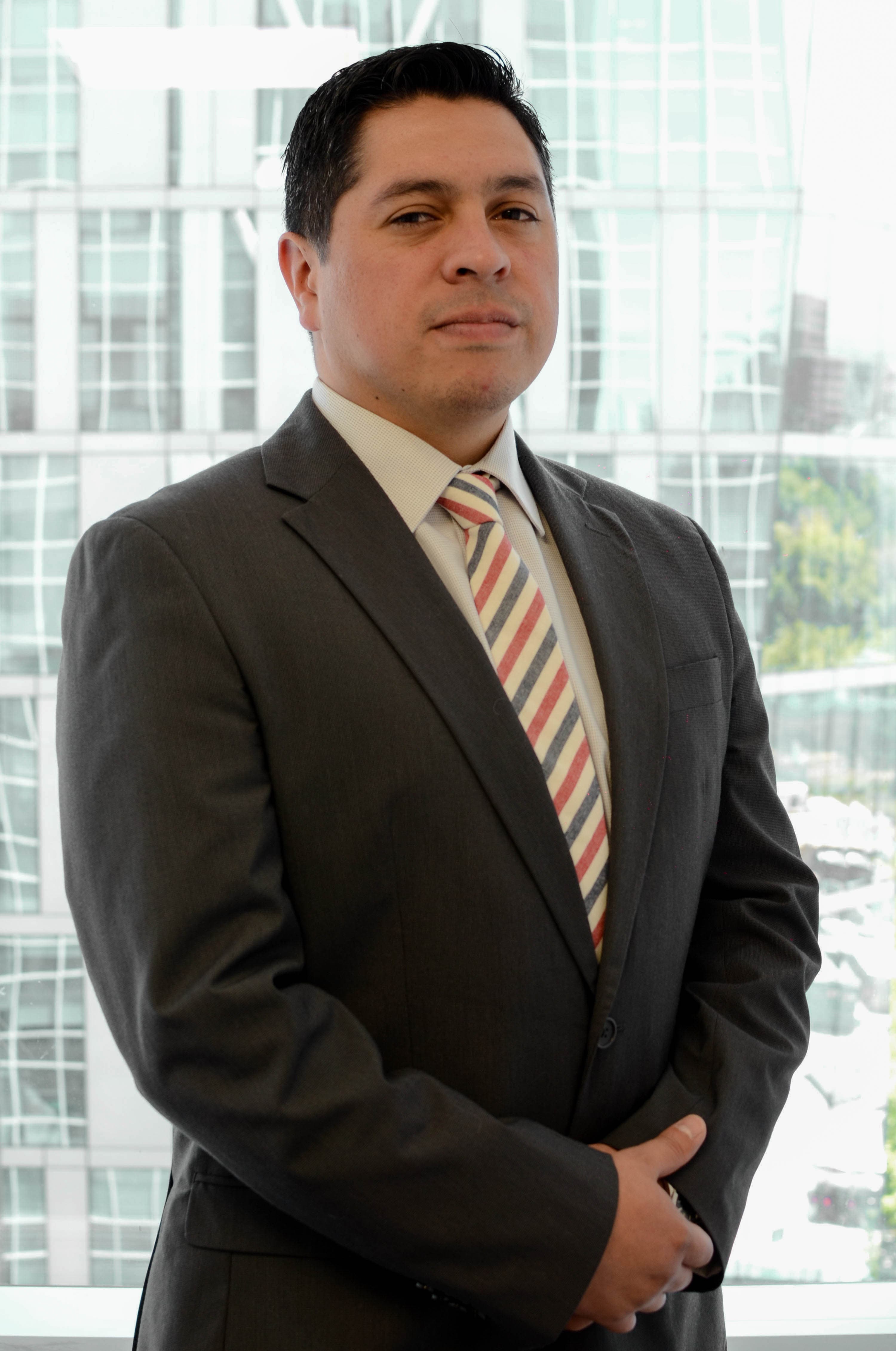 Ivo Salinas Pinochet - Abogado Especialista en Derecho Laboral